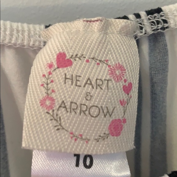 Jumps you a few stains but cute and comfy casual - Picture 7 of 16